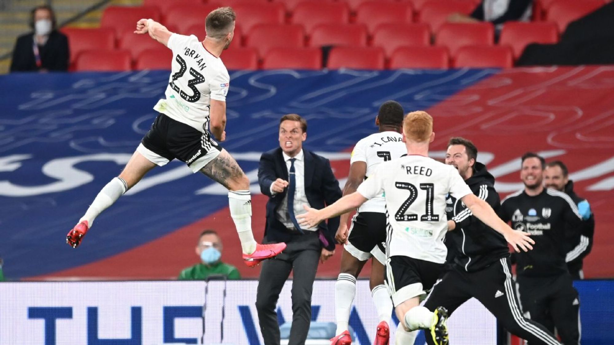 帮助球队在 帮助球队在