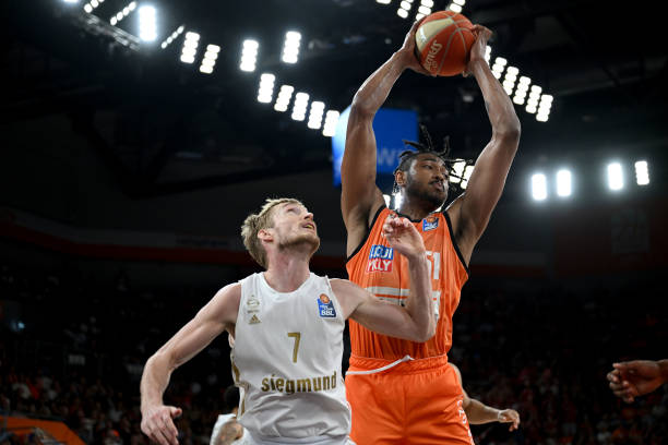 给球迷和业 给球迷和业